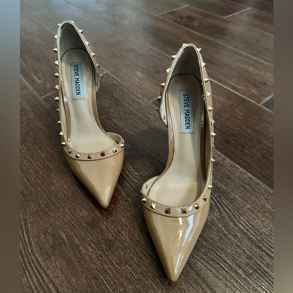 Gold & Tan Steve Madden Heels